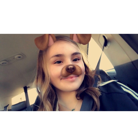 Meet your Posher, Izzy - Picture 1 of 1